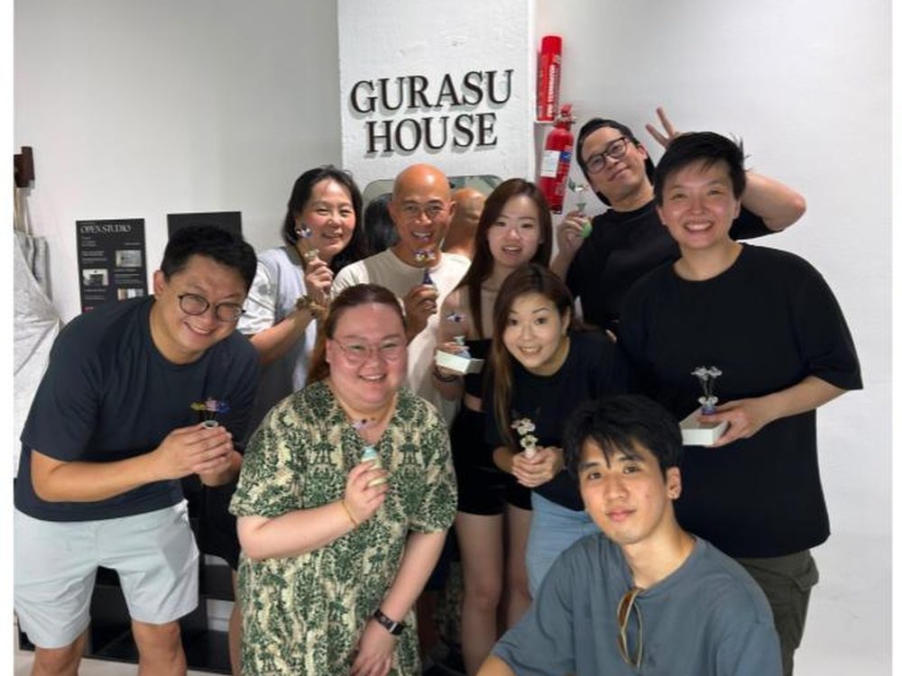At Gurasu House, a member’s glass studio